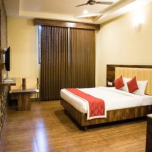 3* Hotel Republic